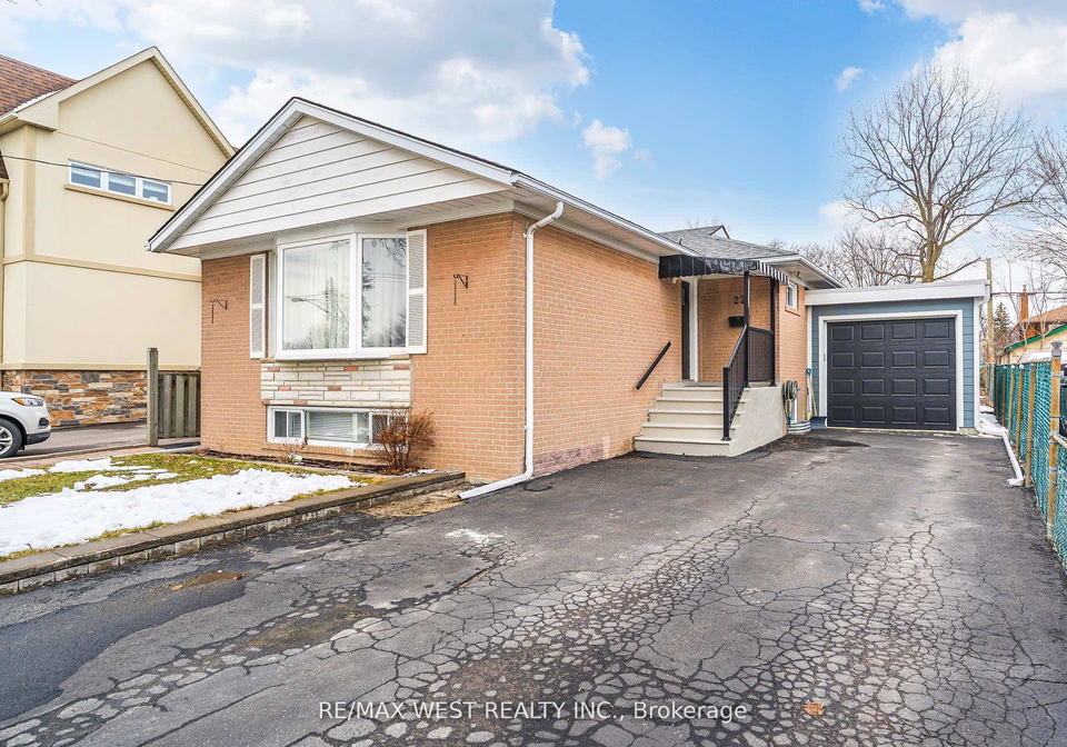 22-dimplefield-place-etobicoke-ontario-w12998178