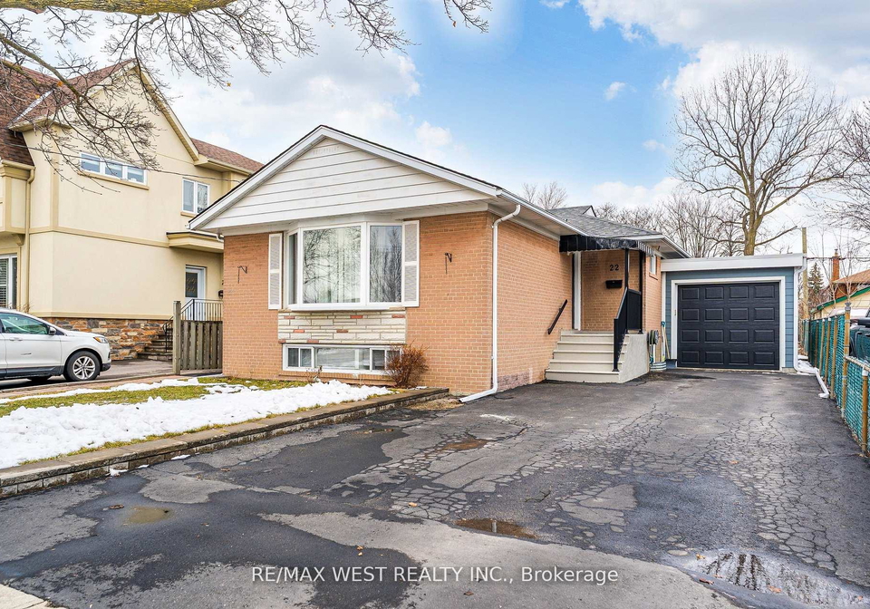 22-dimplefield-place-etobicoke-ontario-w12998178