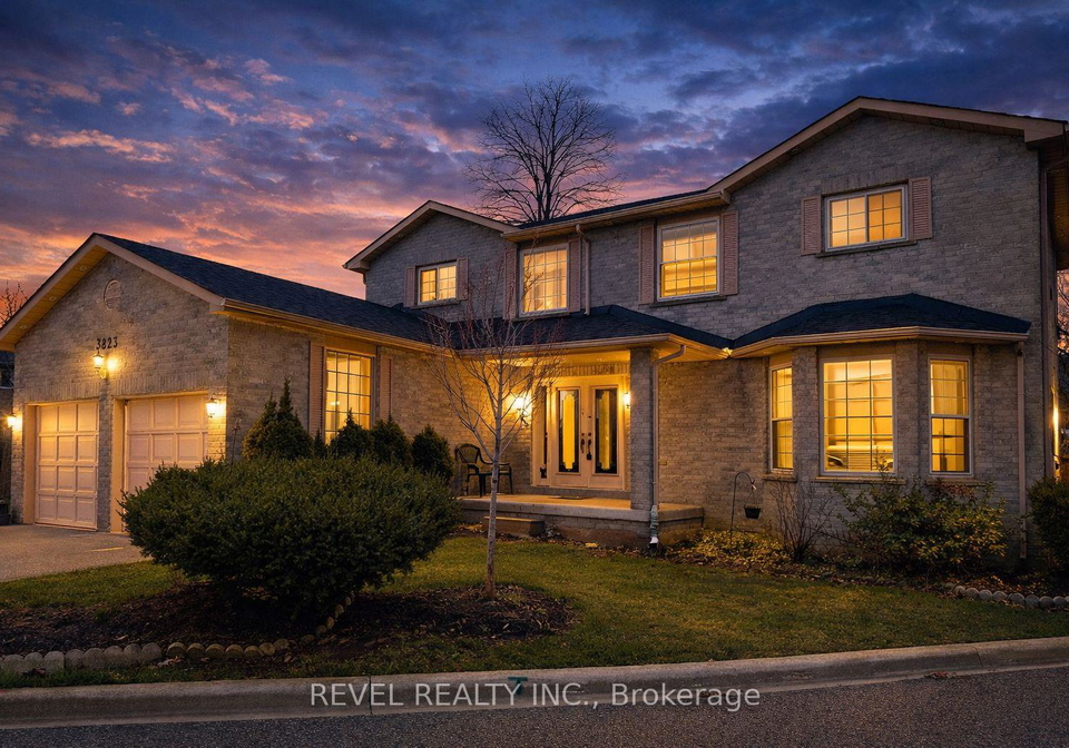 3823-trelawny-circle-mississauga-ontario-w12998284