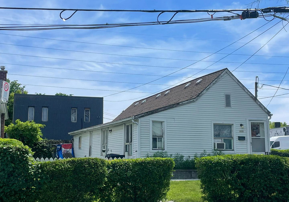 1171-roselawn-avenue-north-york-ontario-w12998658