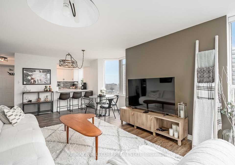 1270-maple-crossing-boulevard-burlington-ontario-w12998660