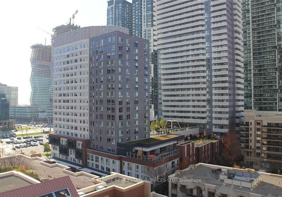 4090-living-arts-drive-mississauga-ontario-w12999036