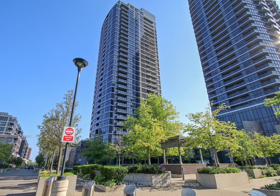 9-valhalla-inn-road-etobicoke-ontario-w12999038
