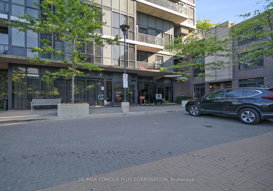 9-valhalla-inn-road-etobicoke-ontario-w12999038
