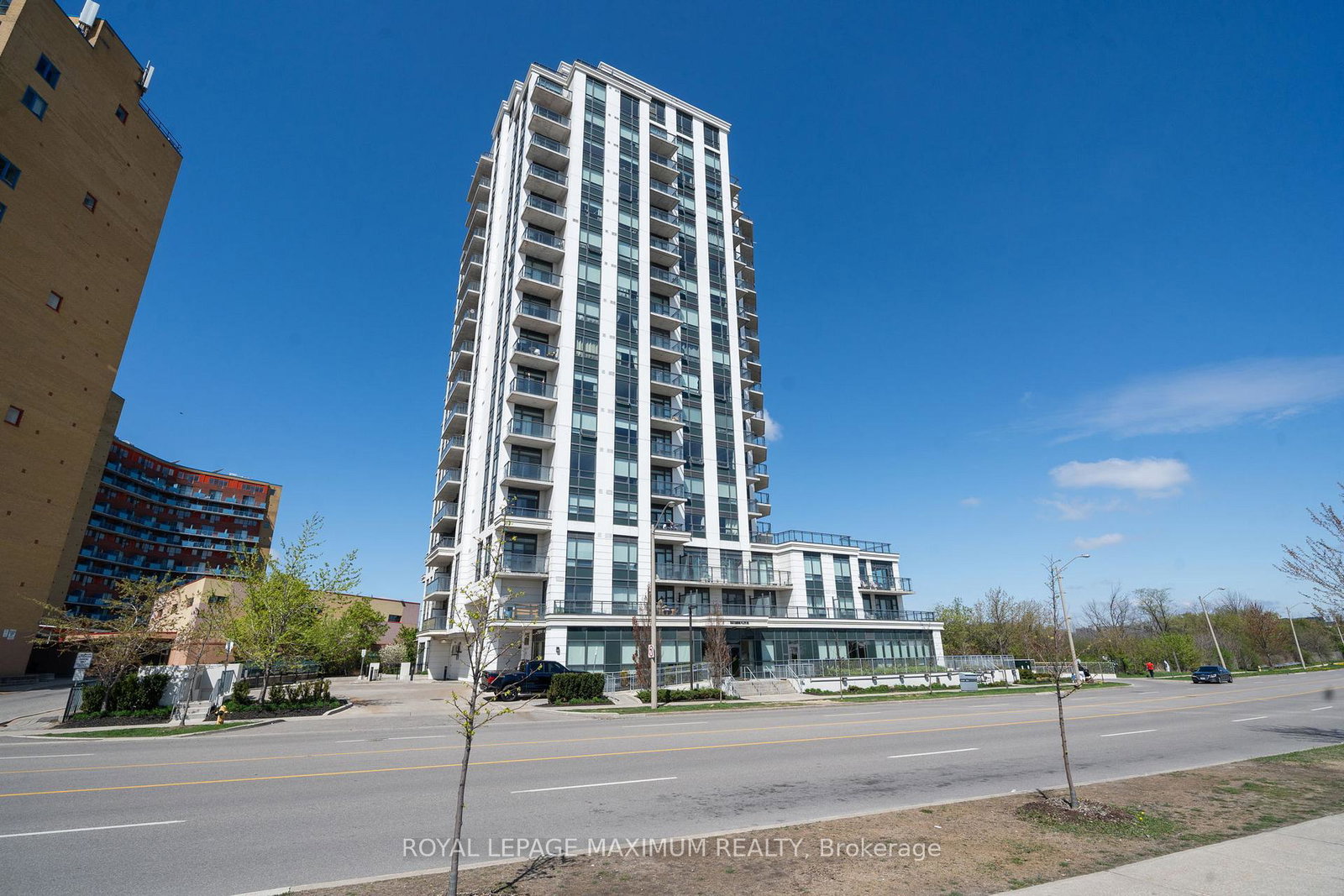 840-queens-plate-drive-etobicoke-ontario-w12999046