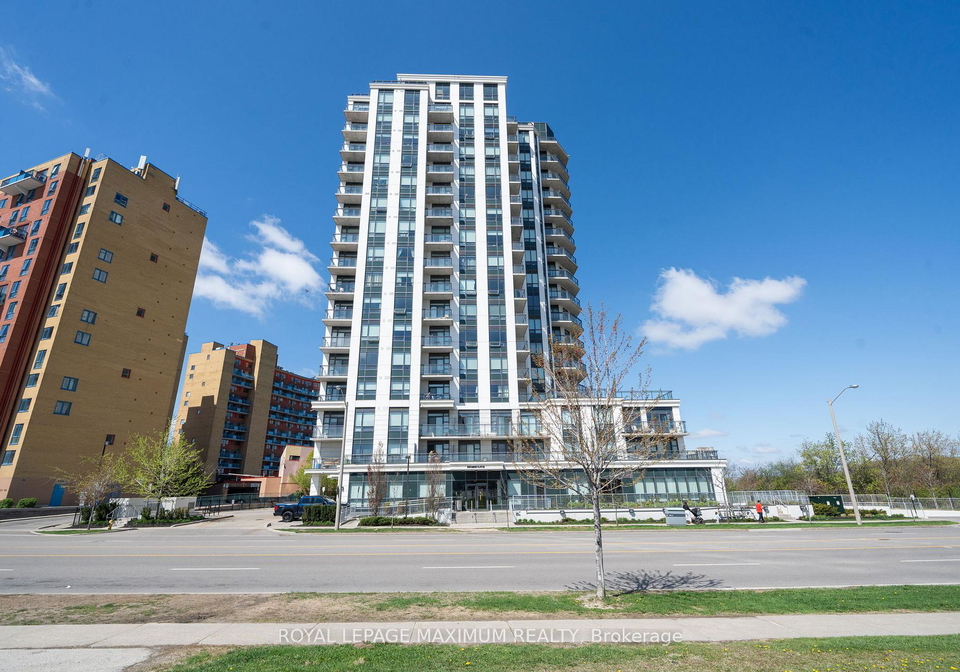 840-queens-plate-drive-etobicoke-ontario-w12999046