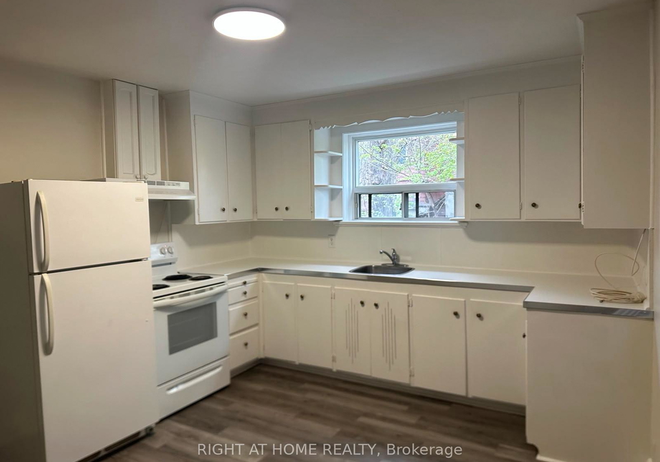 57-superior-avenue-etobicoke-ontario-w12999270