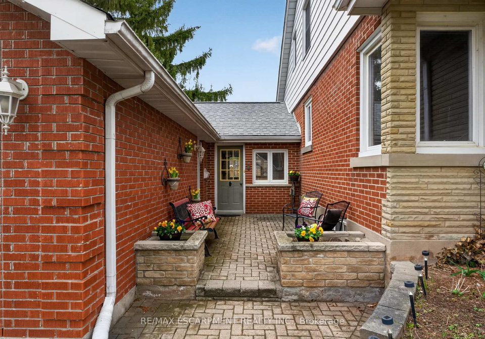 57-park-avenue-e-burlington-ontario-w12999778