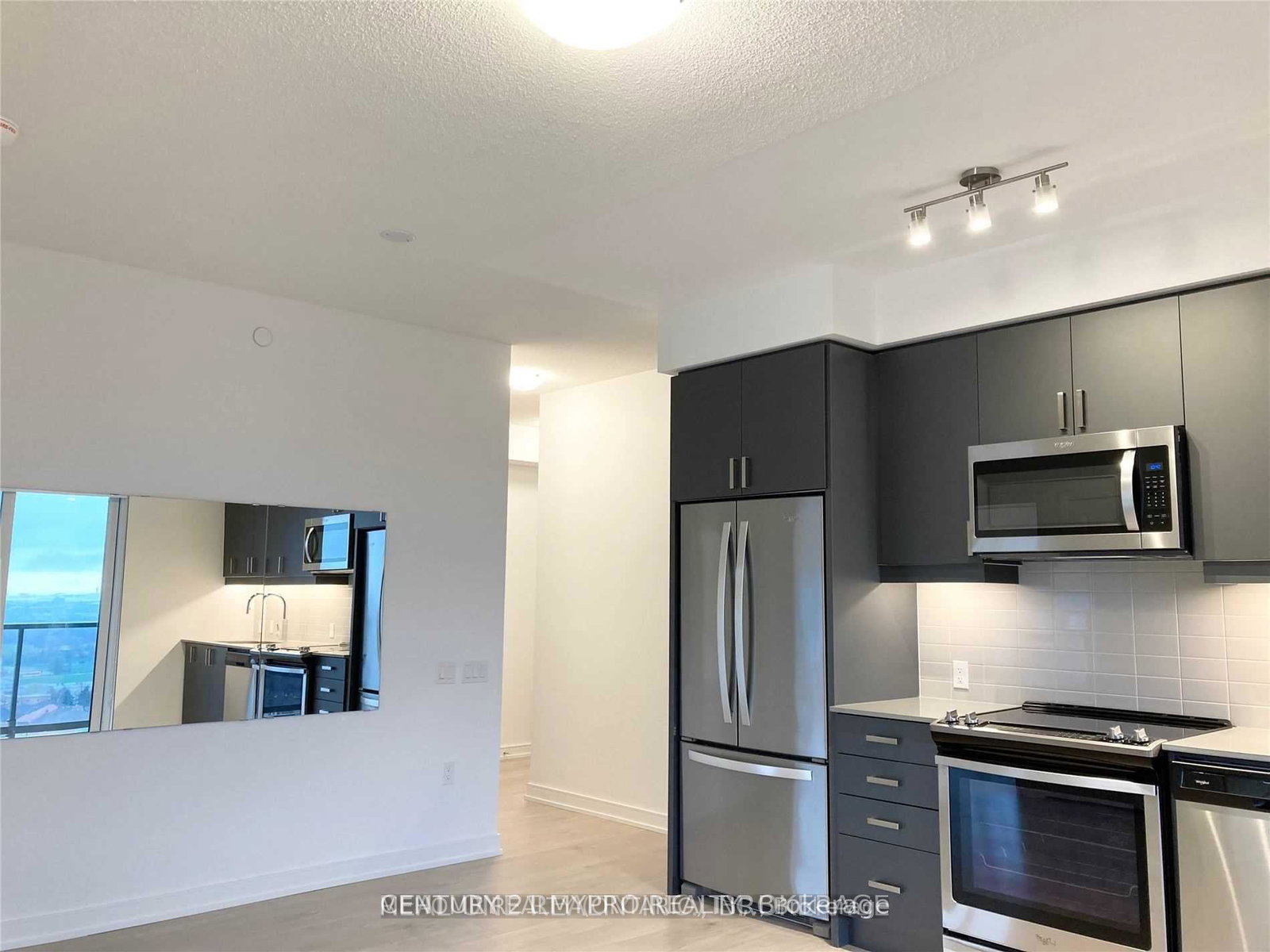 8-nahani-way-mississauga-ontario-w12999976