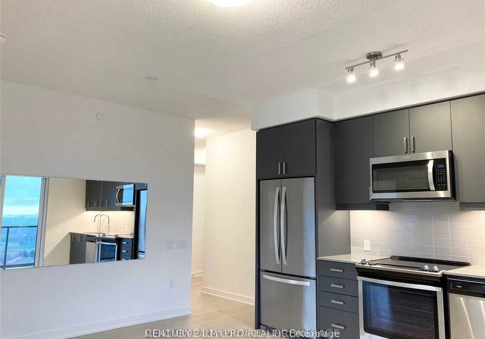 8-nahani-way-mississauga-ontario-w12999976