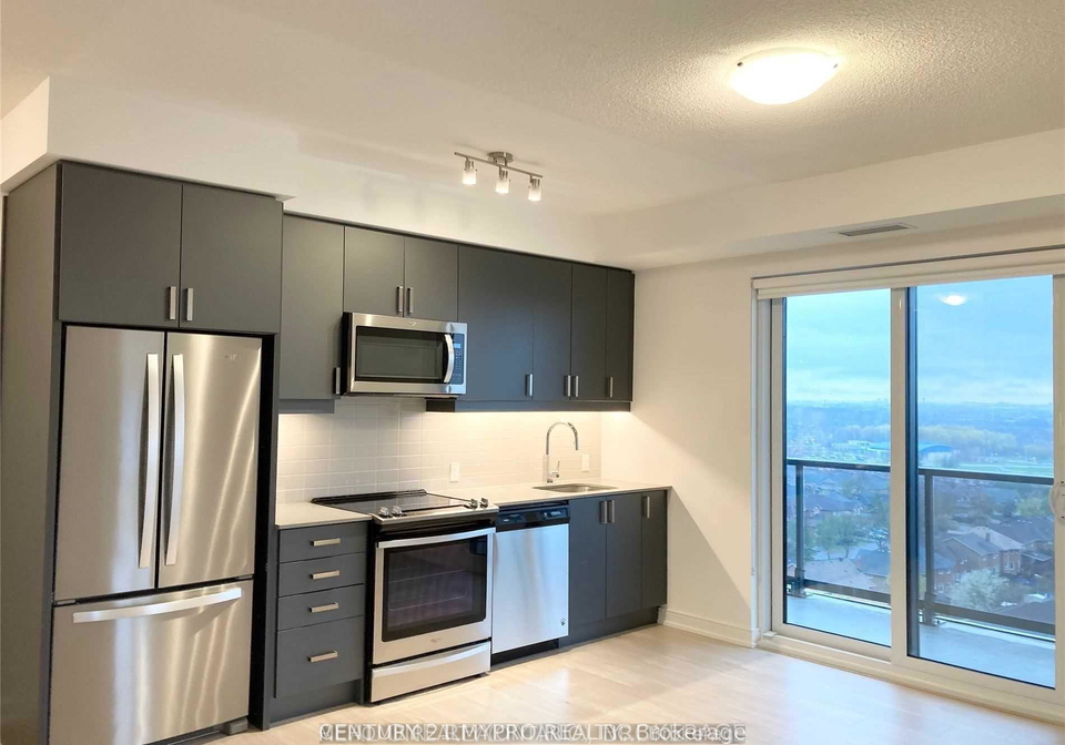 8-nahani-way-mississauga-ontario-w12999976
