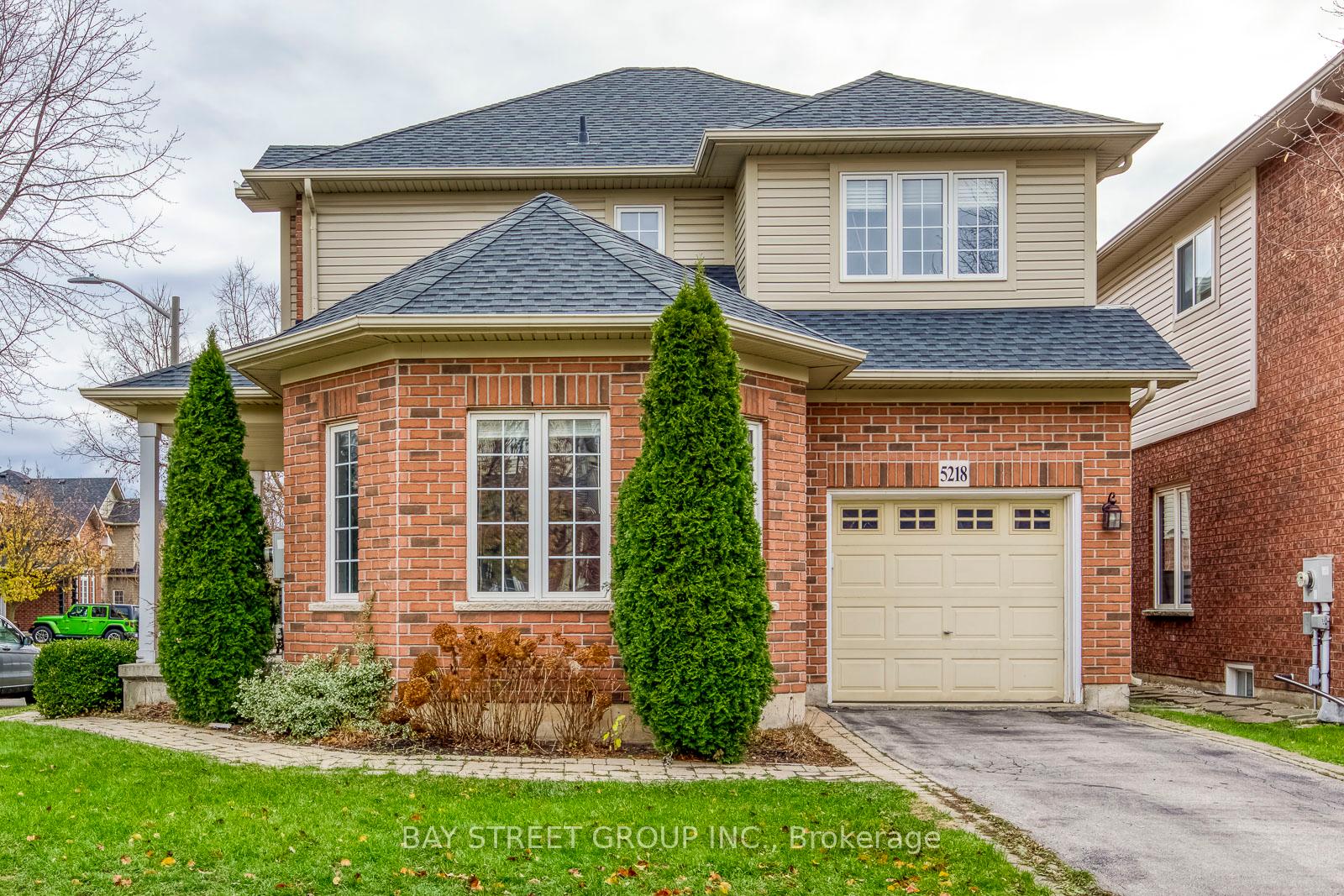 5218-garland-crescent-burlington-ontario-w13000090