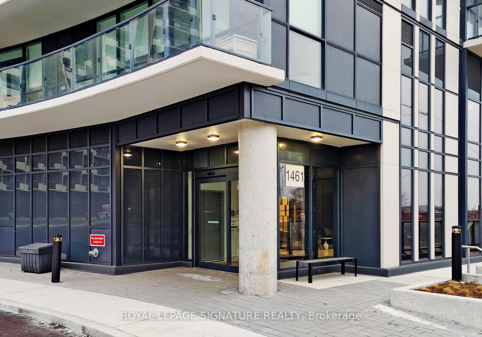 1461-lawrence-avenue-w-north-york-ontario-w13000398