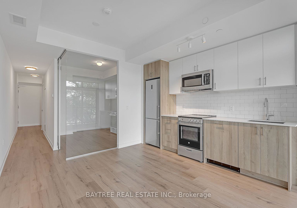 1195-the-queensway-etobicoke-ontario-w13000444