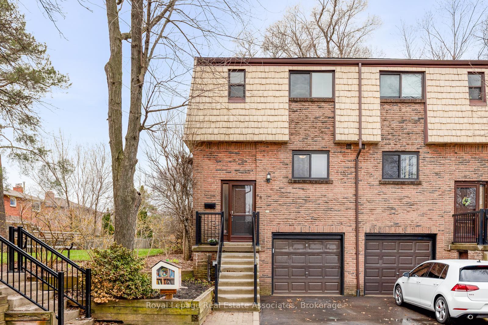 1516-sixth-line-oakville-ontario-w13000606