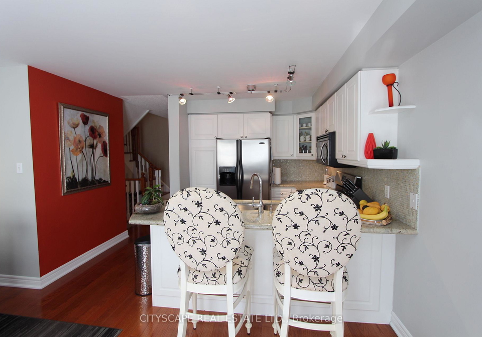 3162-pearwood-place-mississauga-ontario-w13000654