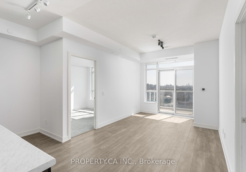 10-wilby-crescent-north-york-ontario-w13000882
