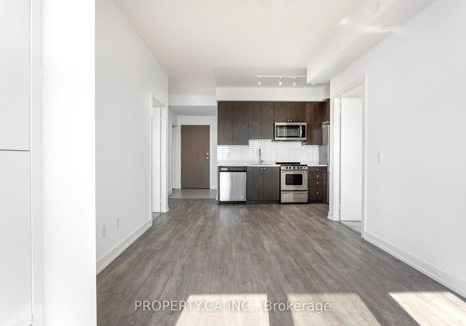 10-wilby-crescent-north-york-ontario-w13000882