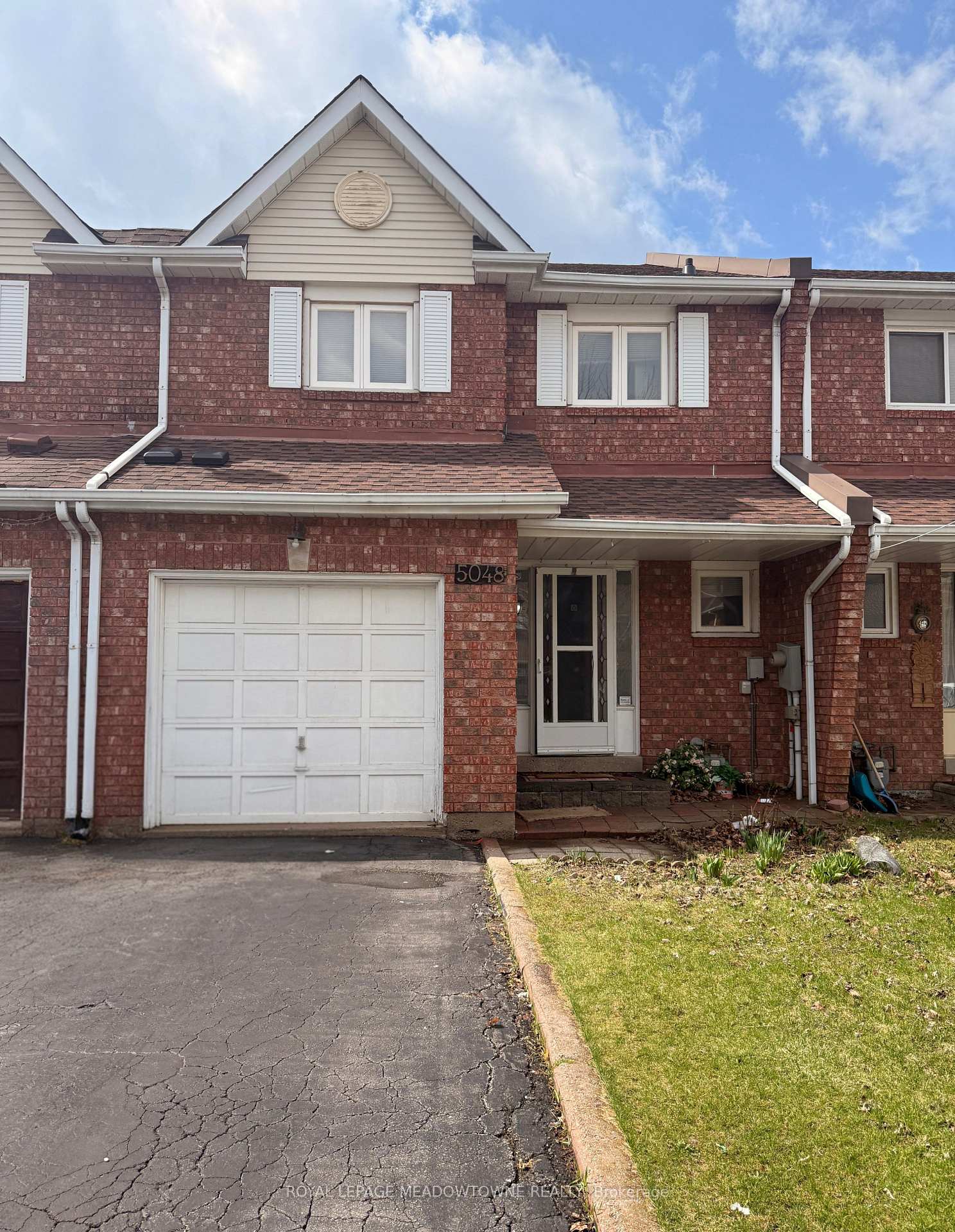 5048-willowood-drive-mississauga-ontario-w13001184