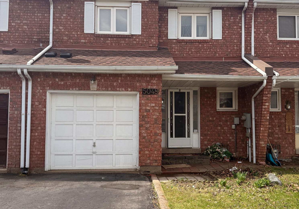 5048-willowood-drive-mississauga-ontario-w13001184