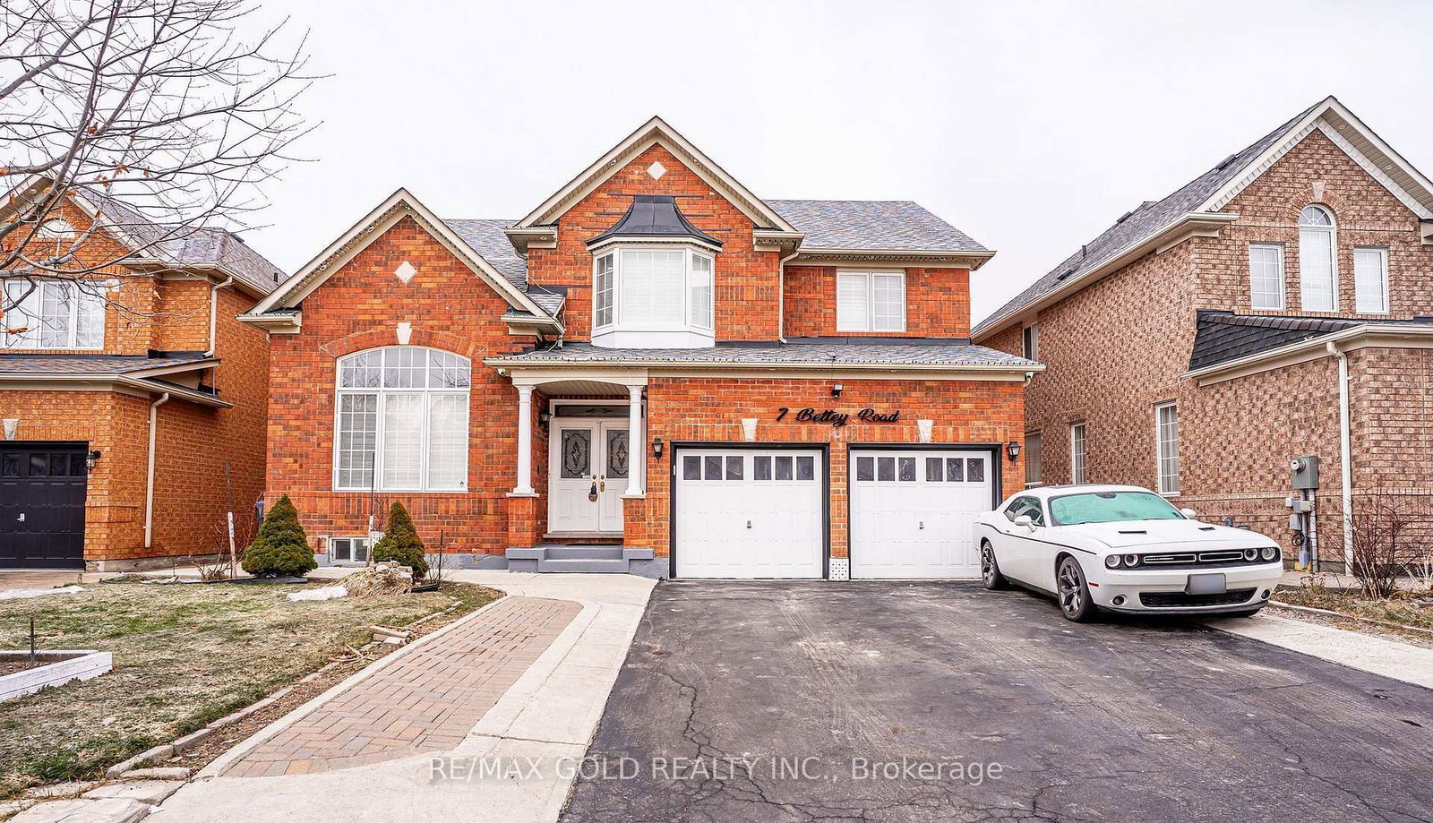 7-bettey-road-brampton-ontario-w13001370