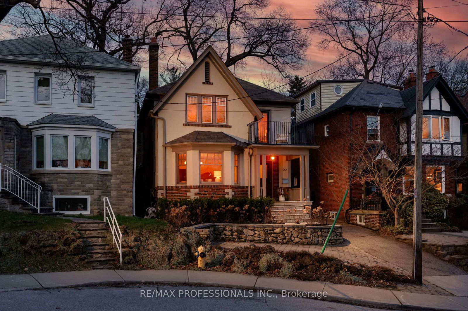 99-riverview-gardens-toronto-ontario-w13001584