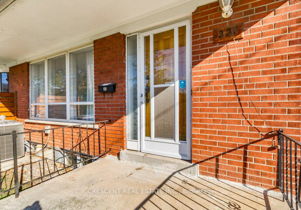 227-verobeach-boulevard-york-ontario-w13001588