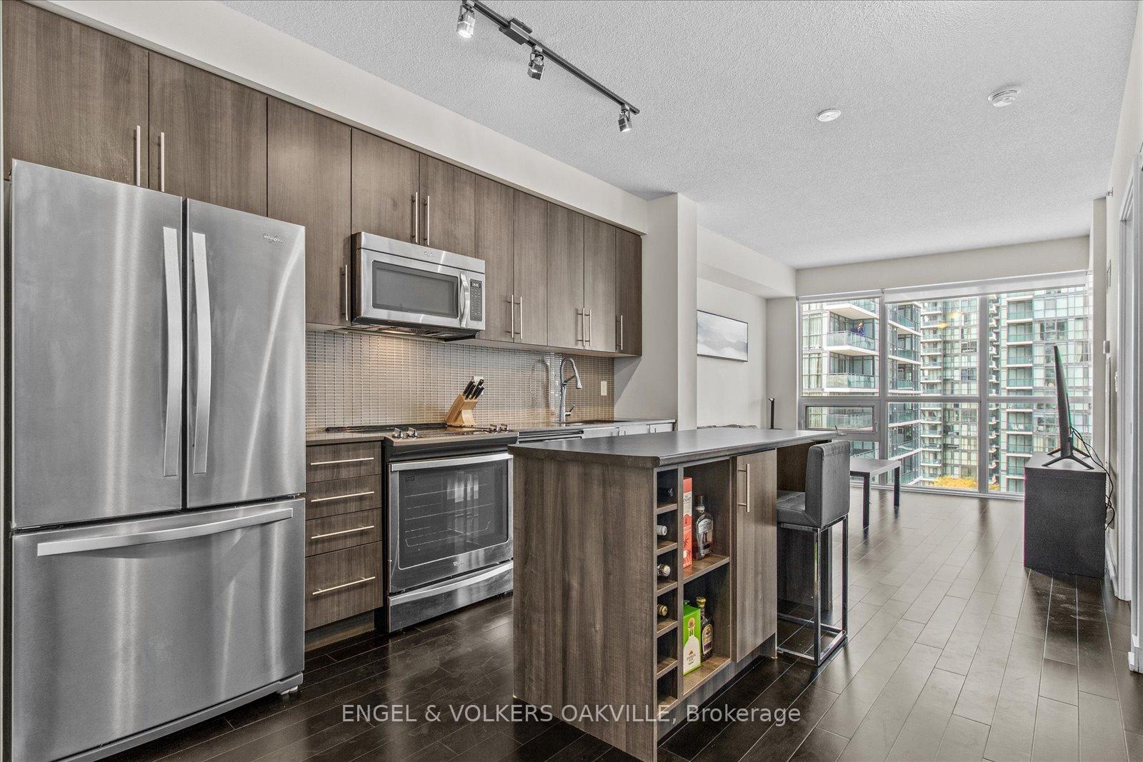 510-curran-place-mississauga-ontario-w13001612