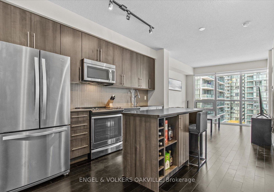 510-curran-place-mississauga-ontario-w13001612