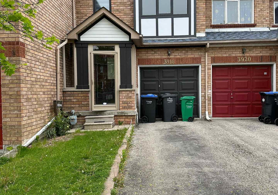 3918-zenith-court-mississauga-ontario-w13001626
