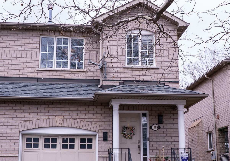 1385-brookstar-drive-oakville-ontario-w13001628