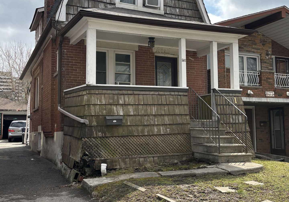 501-whitmore-avenue-north-york-ontario-w13001684