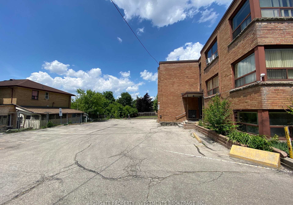 34-erlesmere-avenue-brampton-ontario-w13001750