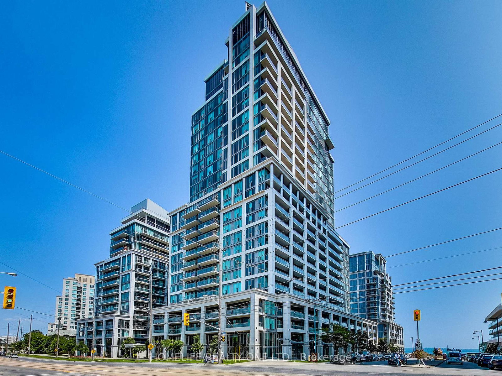 2119-lakeshore-boulevard-w-etobicoke-ontario-w13001836