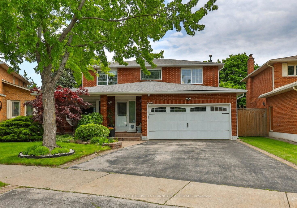 2031-pen-street-oakville-ontario-w13001900