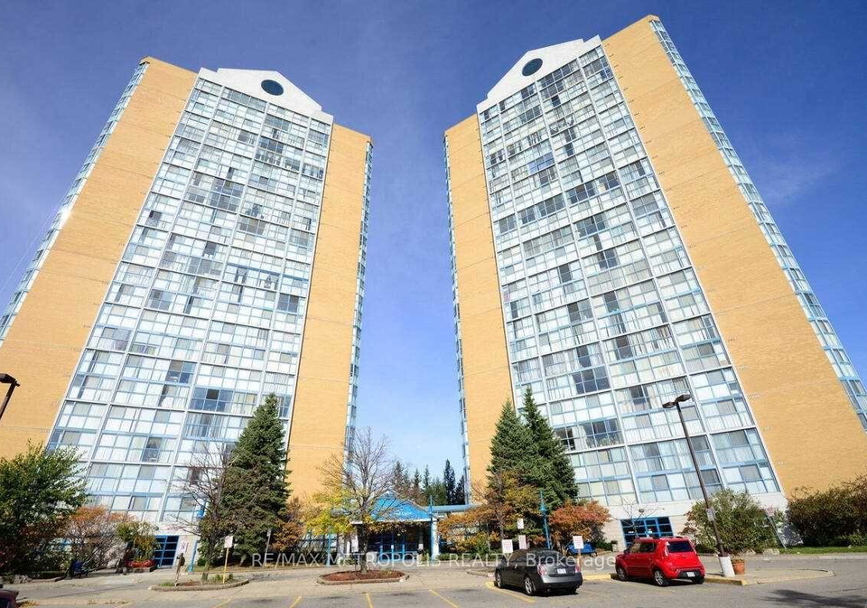 35-trailwood-drive-mississauga-ontario-w13001948