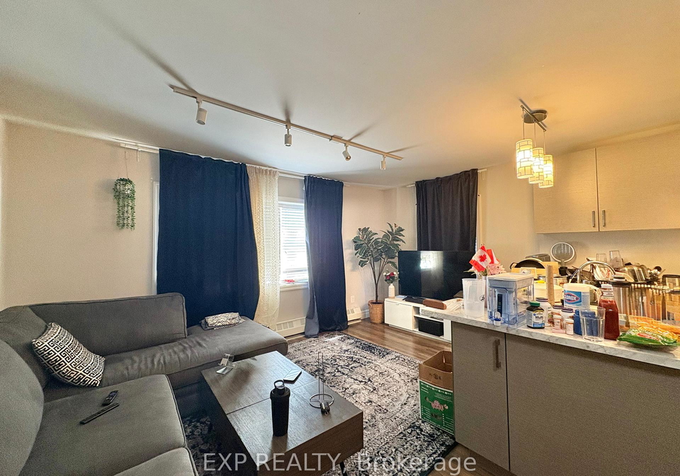 5-paisley-boulevard-e-mississauga-ontario-w13002034