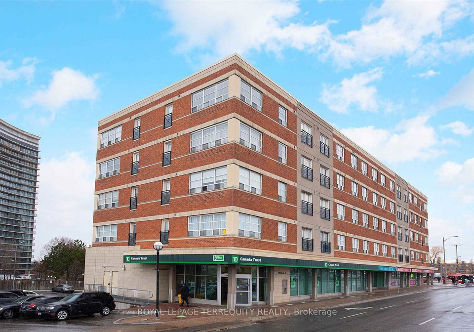 1415-lawrence-avenue-w-north-york-ontario-w13002268