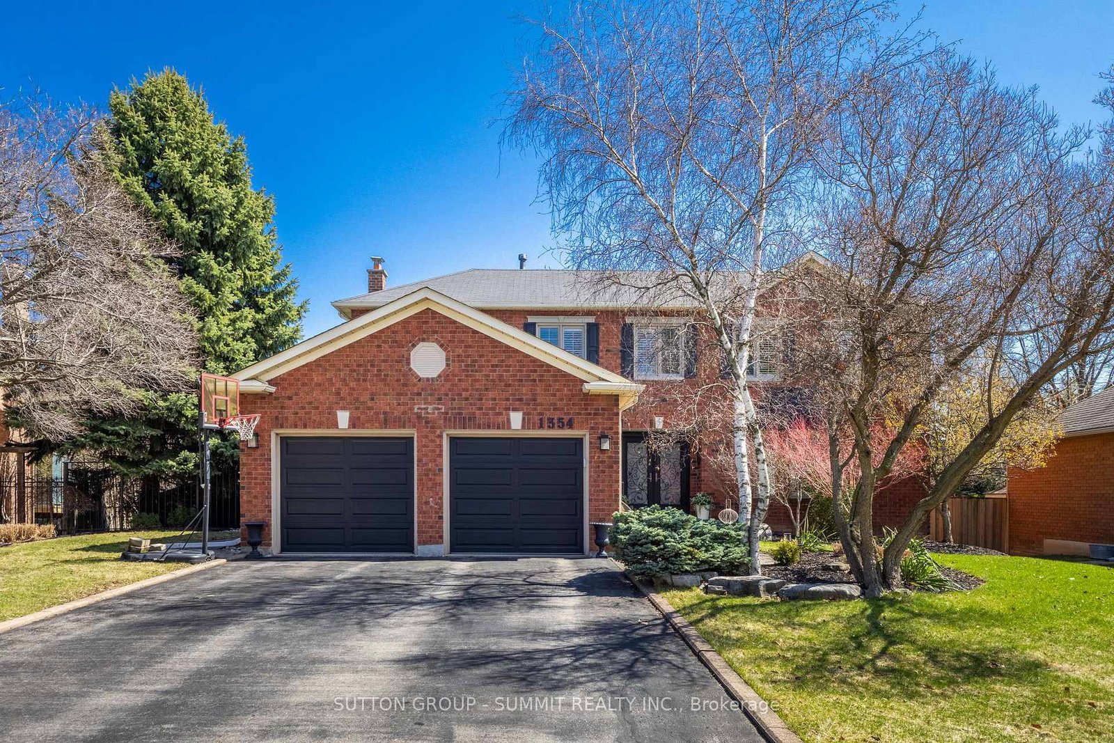 1354-winterberry-drive-burlington-ontario-w13002338