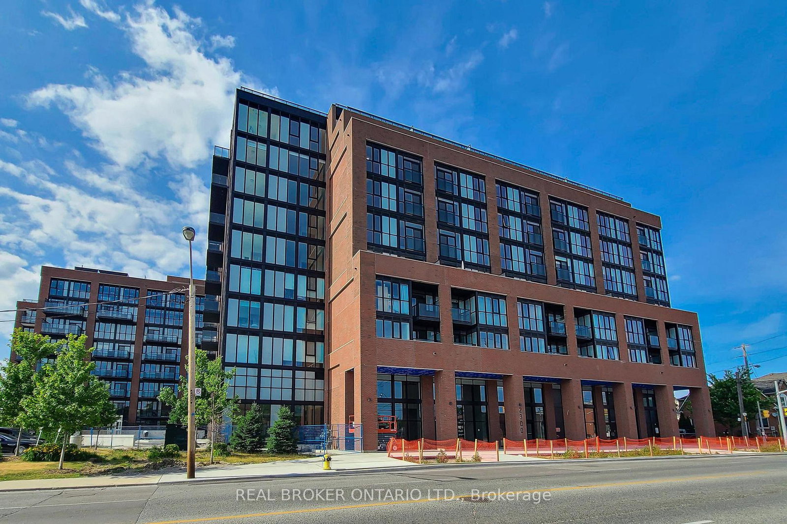 2300-st-clair-avenue-w-toronto-ontario-w13002506