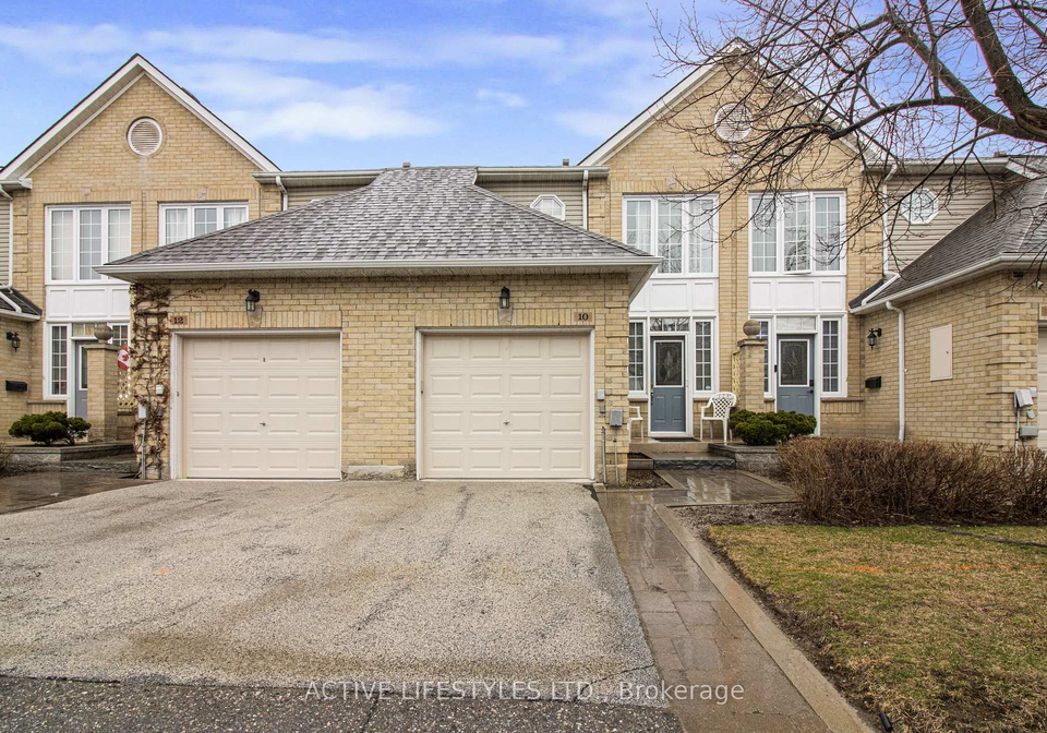 10-hartnell-square-brampton-ontario-w13002548