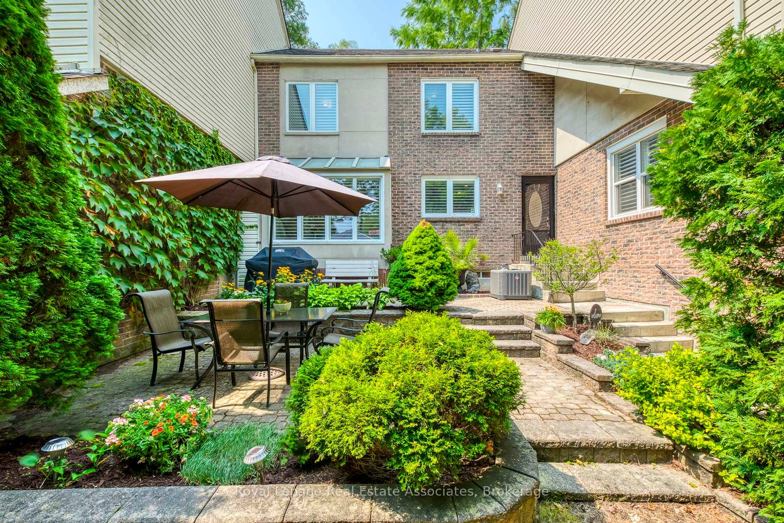 1192-kos-boulevard-mississauga-ontario-w13002568