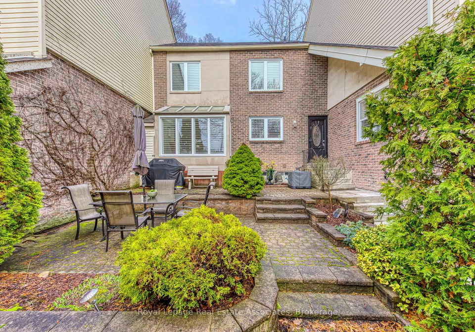 1192-kos-boulevard-mississauga-ontario-w13002568
