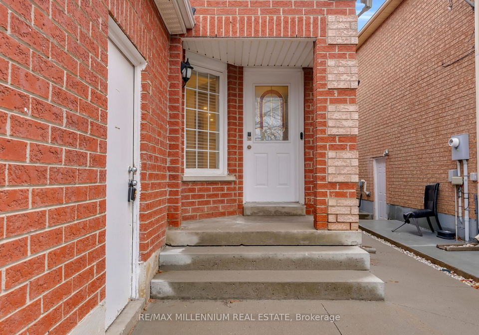 38-kitto-court-brampton-ontario-w13002682