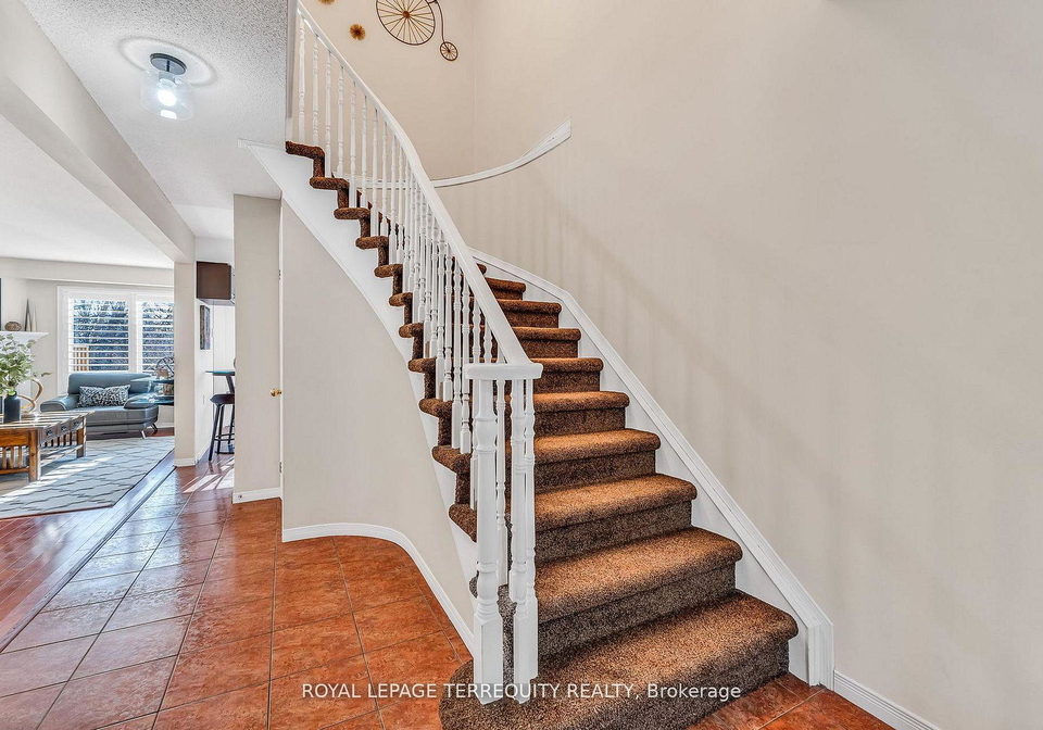 1276-silvan-forest-drive-burlington-ontario-w13002750