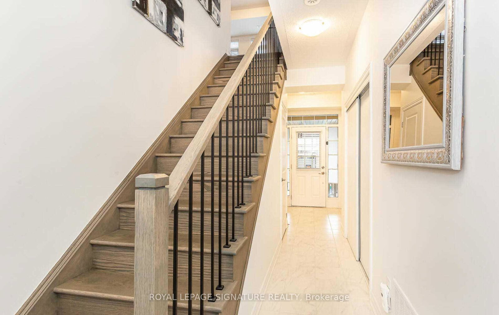 1186-restivo-lane-milton-ontario-w13003450