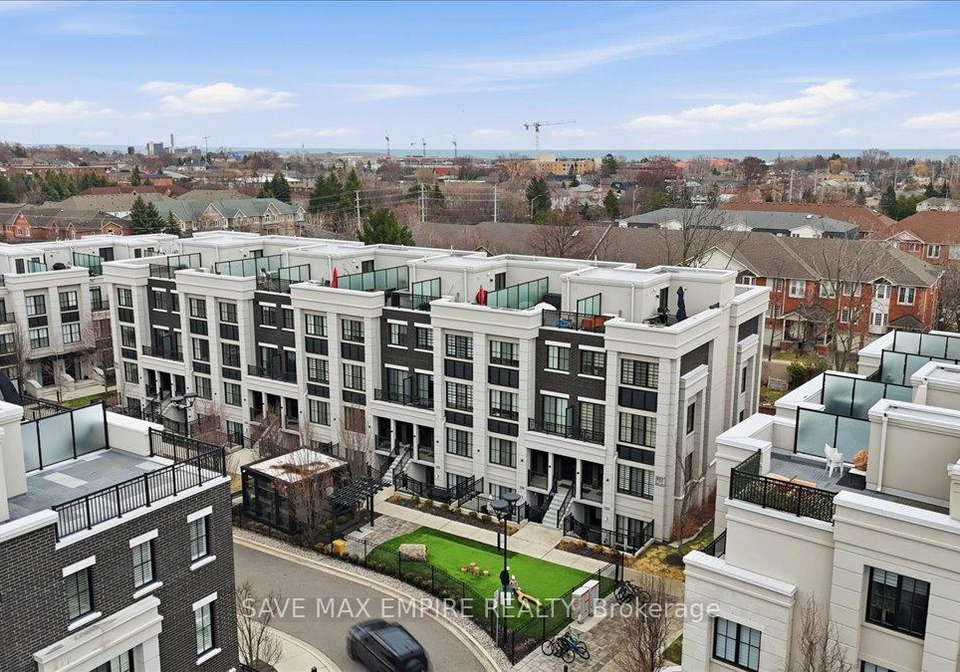 652-cricklewood-drive-mississauga-ontario-w13003498