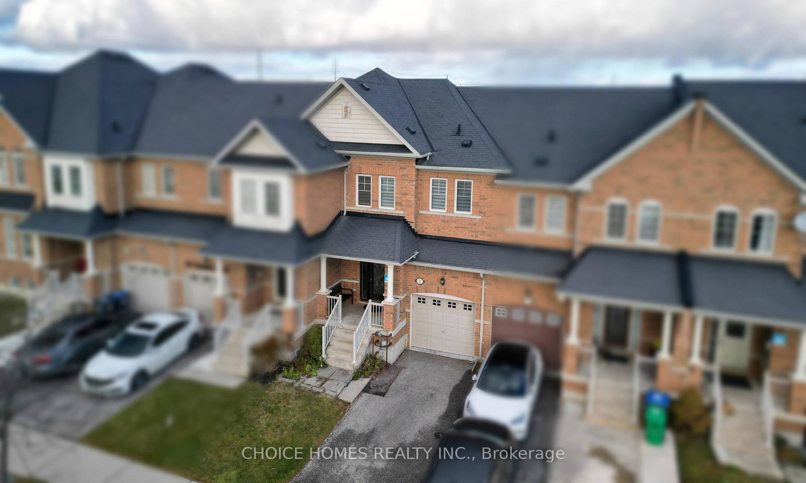 71-pendulum-circle-brampton-ontario-w13003892