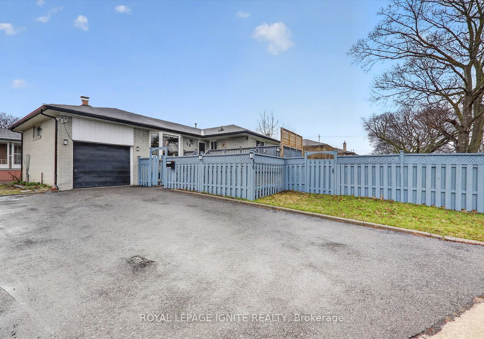 56-frost-street-etobicoke-ontario-w13003988