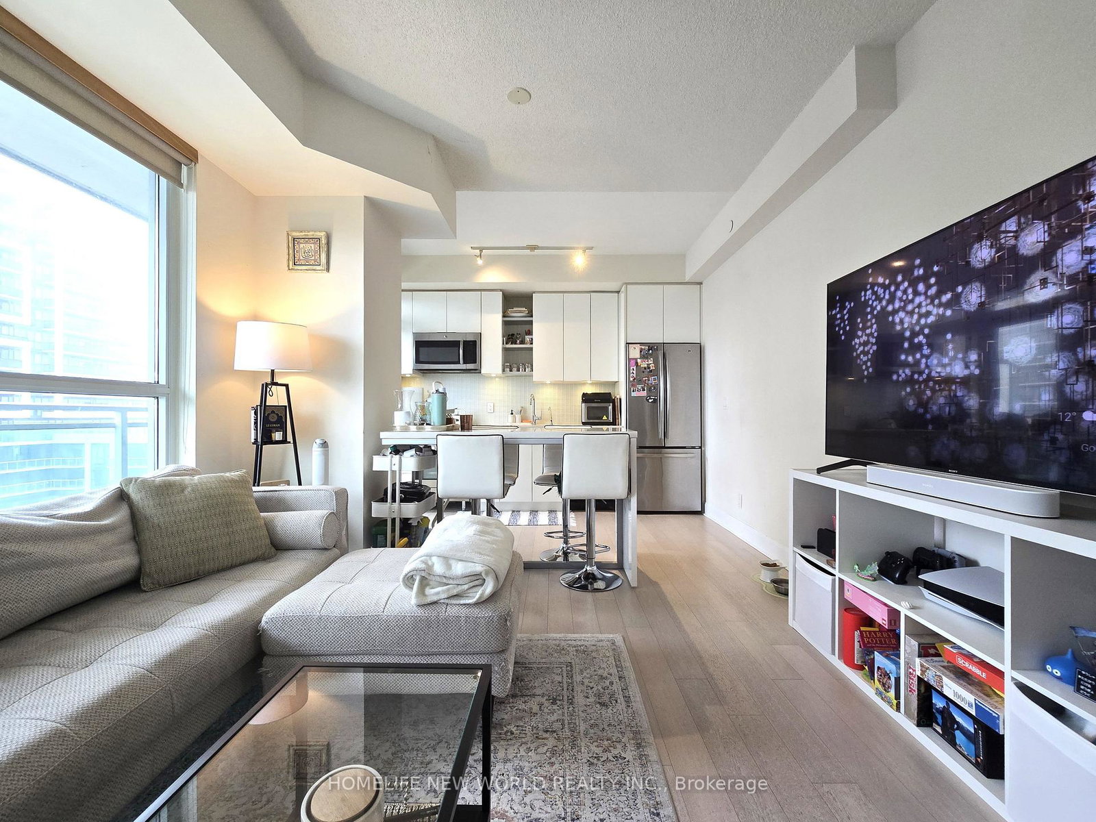 33-shore-breeze-drive-etobicoke-ontario-w13004086